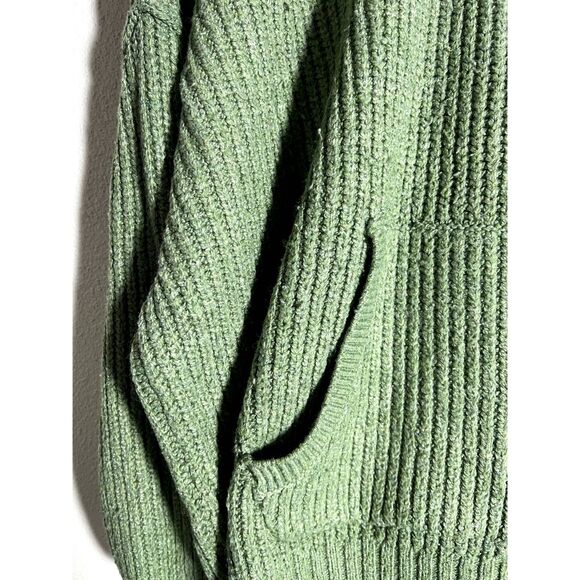 American Eagle pullover sweater hoodie - Picture 3 of 5